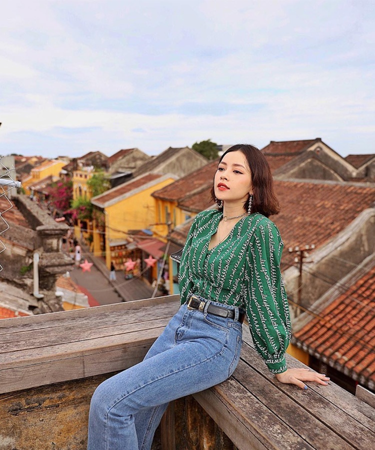Sao Việt ưa chuộng sơ mi tay phồng ngày cuối hè ảnh 4 Sao Viet ua chuong so mi tay phong ngay cuoi he anh 4