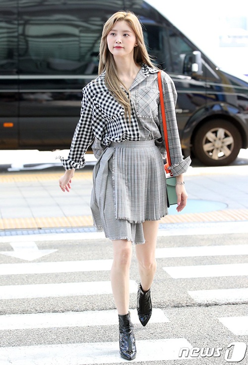 HyunA kin dao xuan hien san bay anh 7