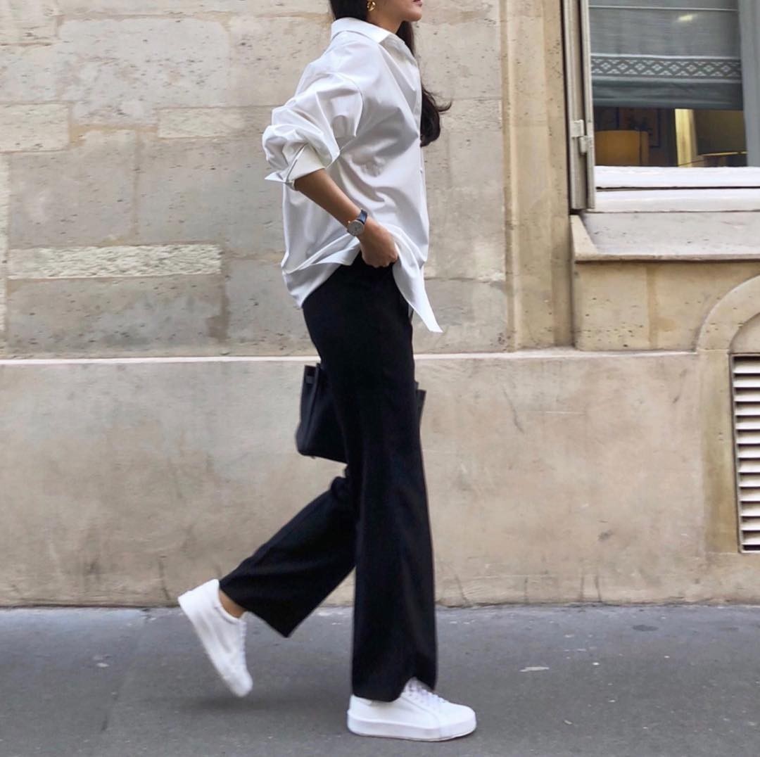 Gioi tre ket hop trang phuc cung sneakers trang anh 8