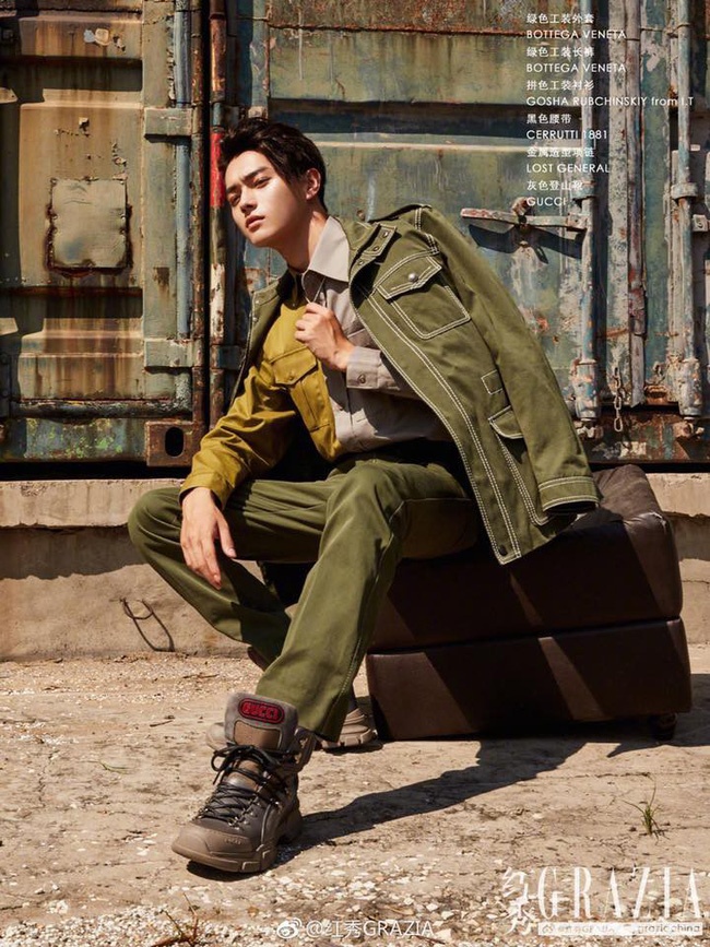 Phong cach thoi trang cua Phu sat Pho Hang anh 8