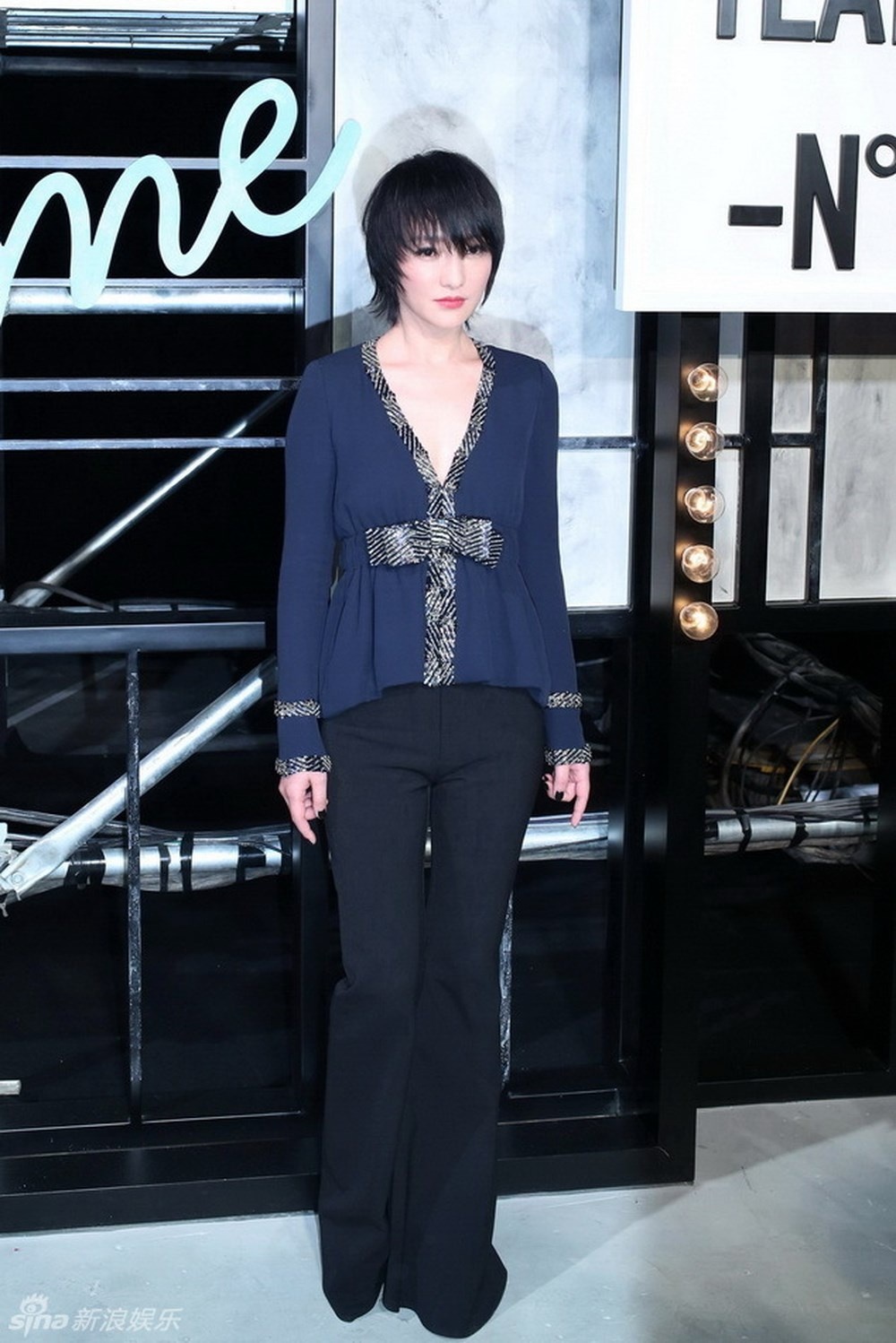 Chau Tan noi bat trong gioi thoi trang quoc te anh 6