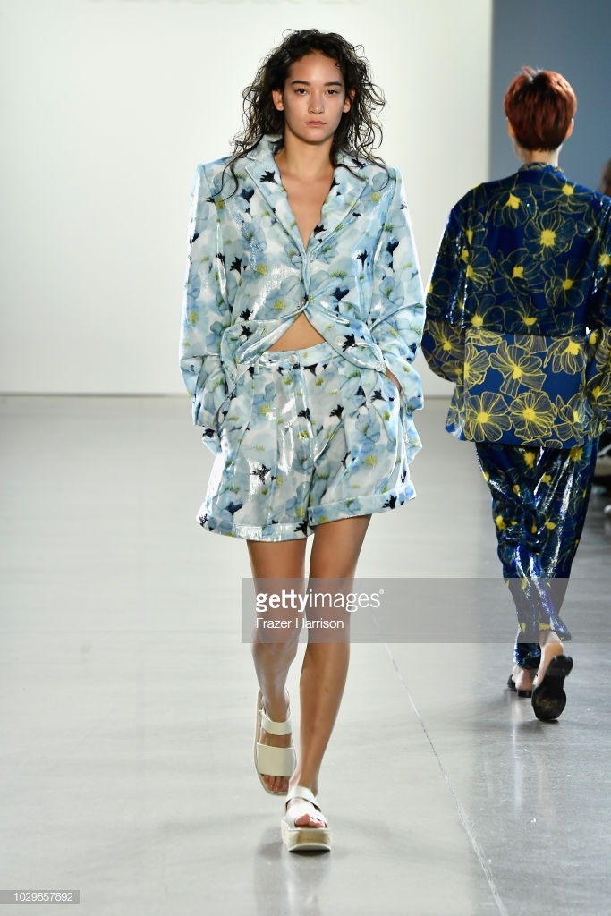 Show dien quay tu nguoi mau chau A anh 3