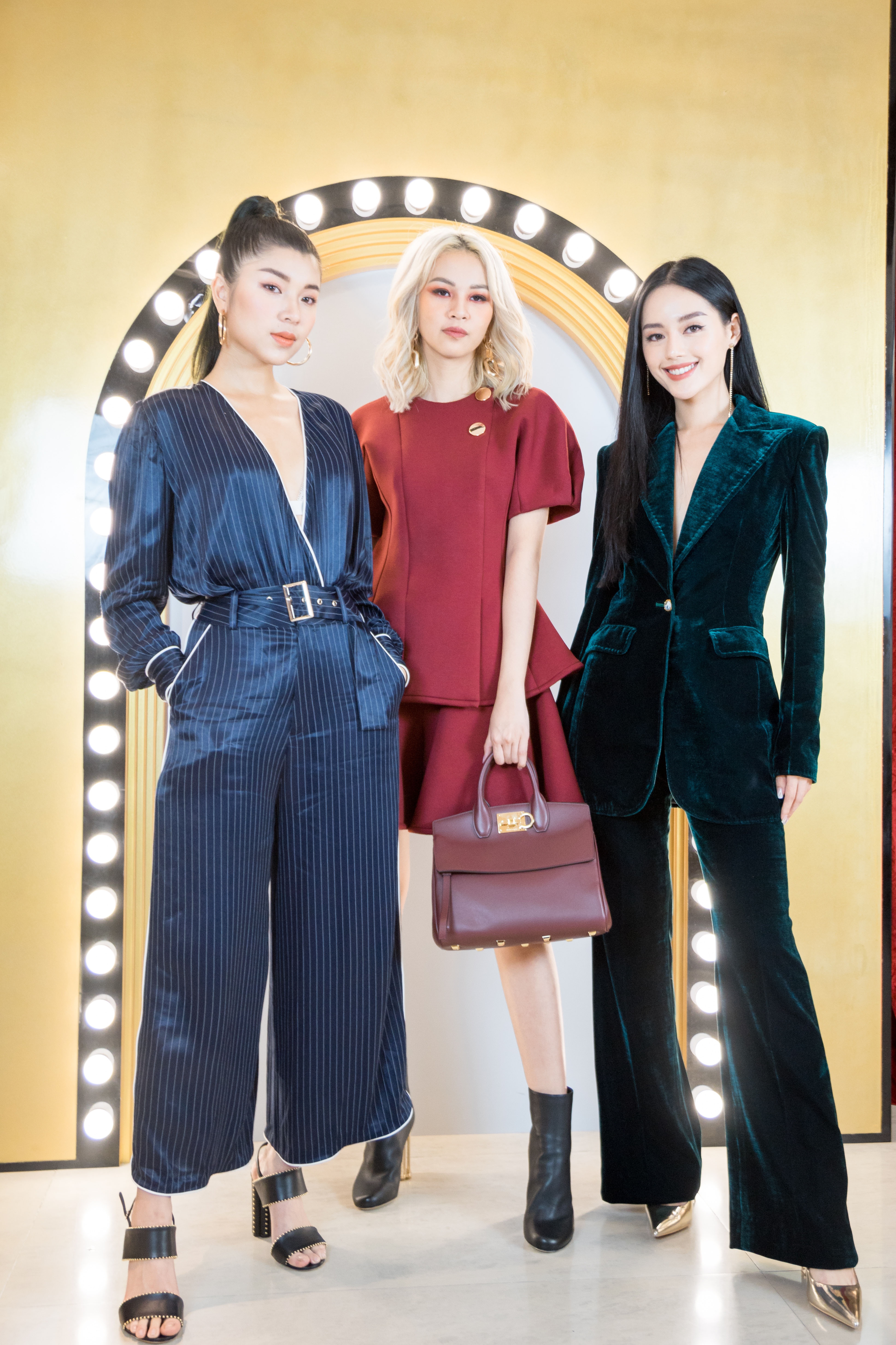 Tang Thanh Ha dien trang phuc goi cam anh 10