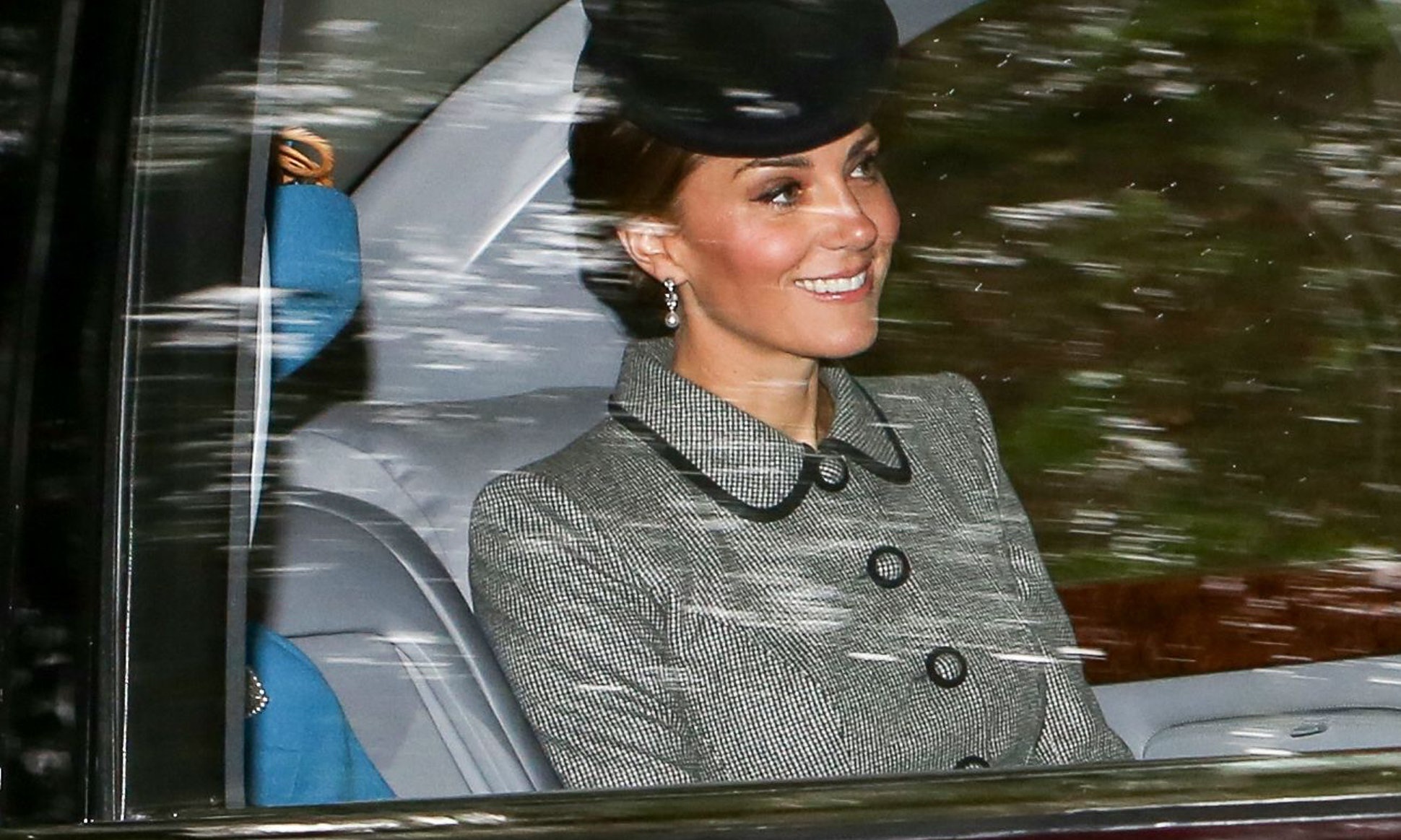 Câu chuyện về bộ trang sức của giới Hoàng gia ảnh 1 Cau chuyen ve bo trang suc cua gioi Hoang gia anh 1