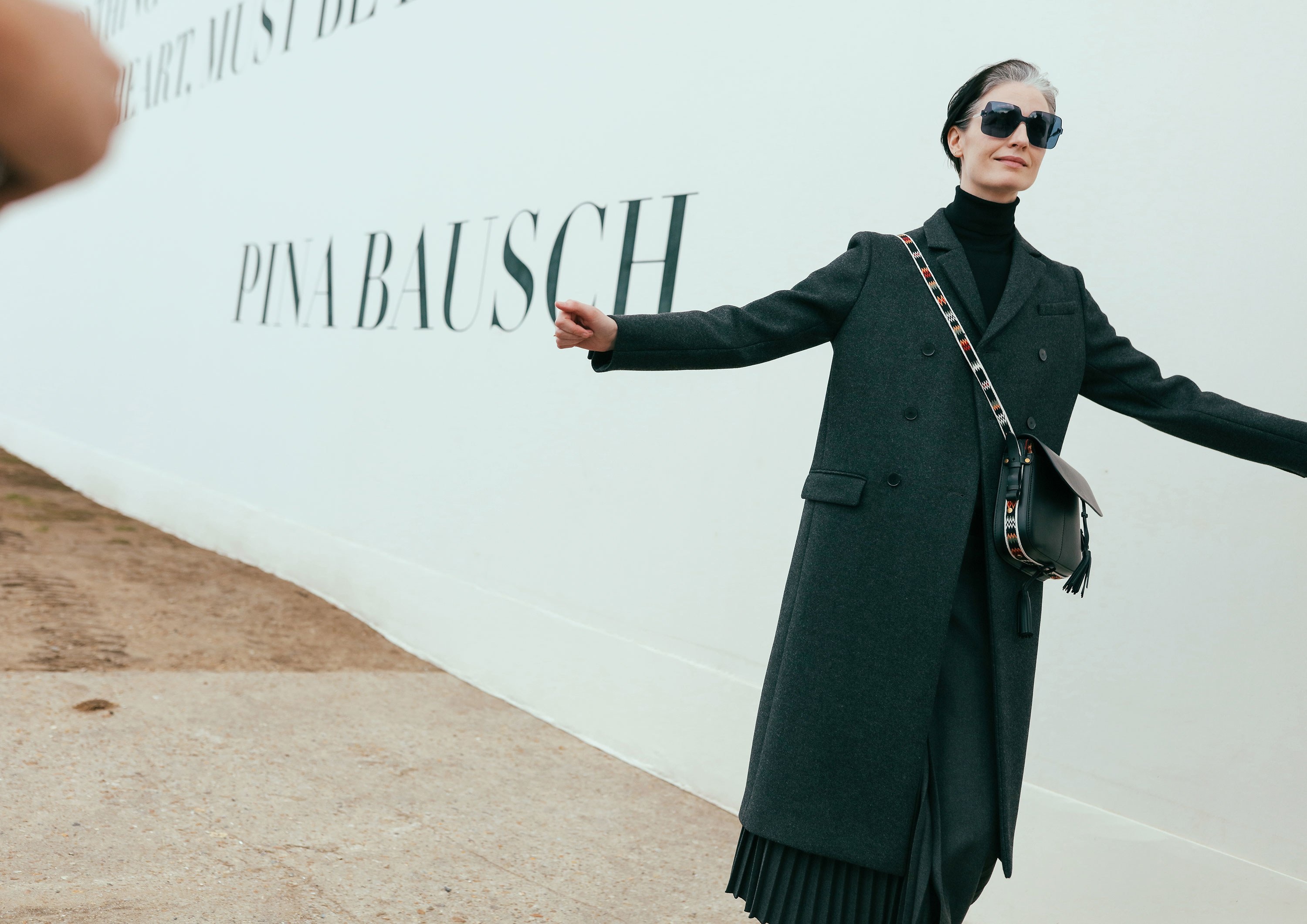 Trang phuc sanh dieu tai tuan le thoi trang anh 6