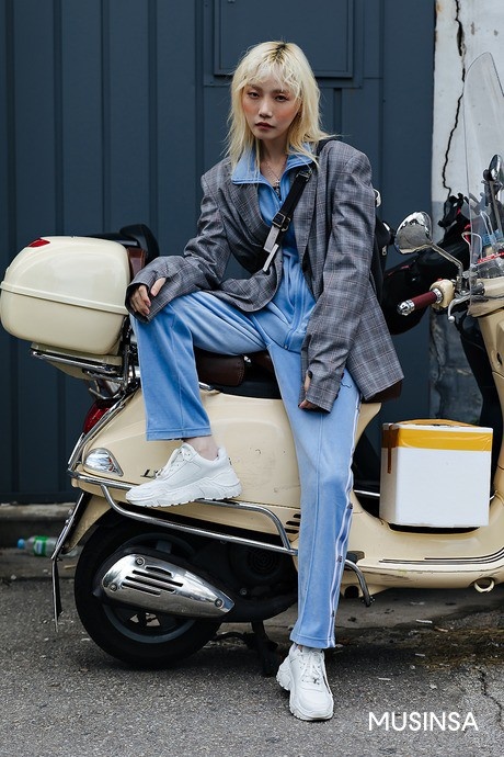 Gioi tre Han Quoc chuong blazer nam tinh anh 3