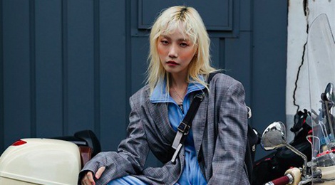 Gioi tre Han Quoc ua chuong blazer don vai ngay dau thu hinh anh