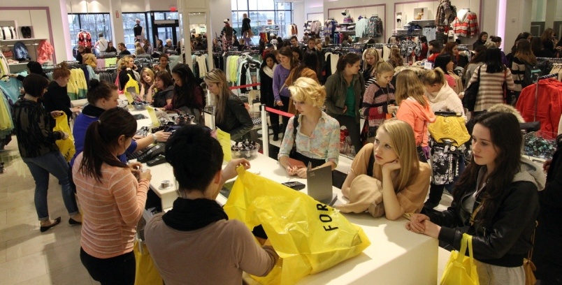 Thuong hieu yeu thich mua Black Friday anh 1