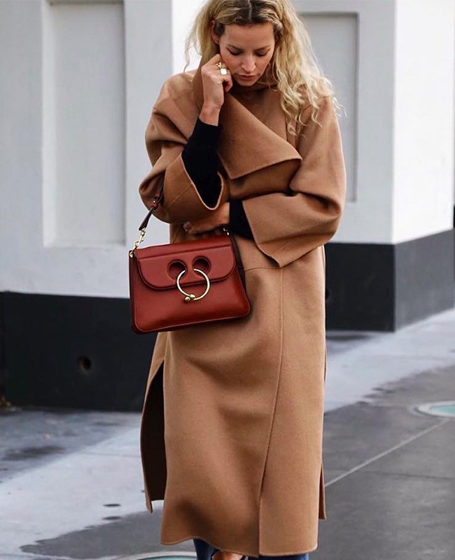 Tui xach phu hop voi voc dang anh 9