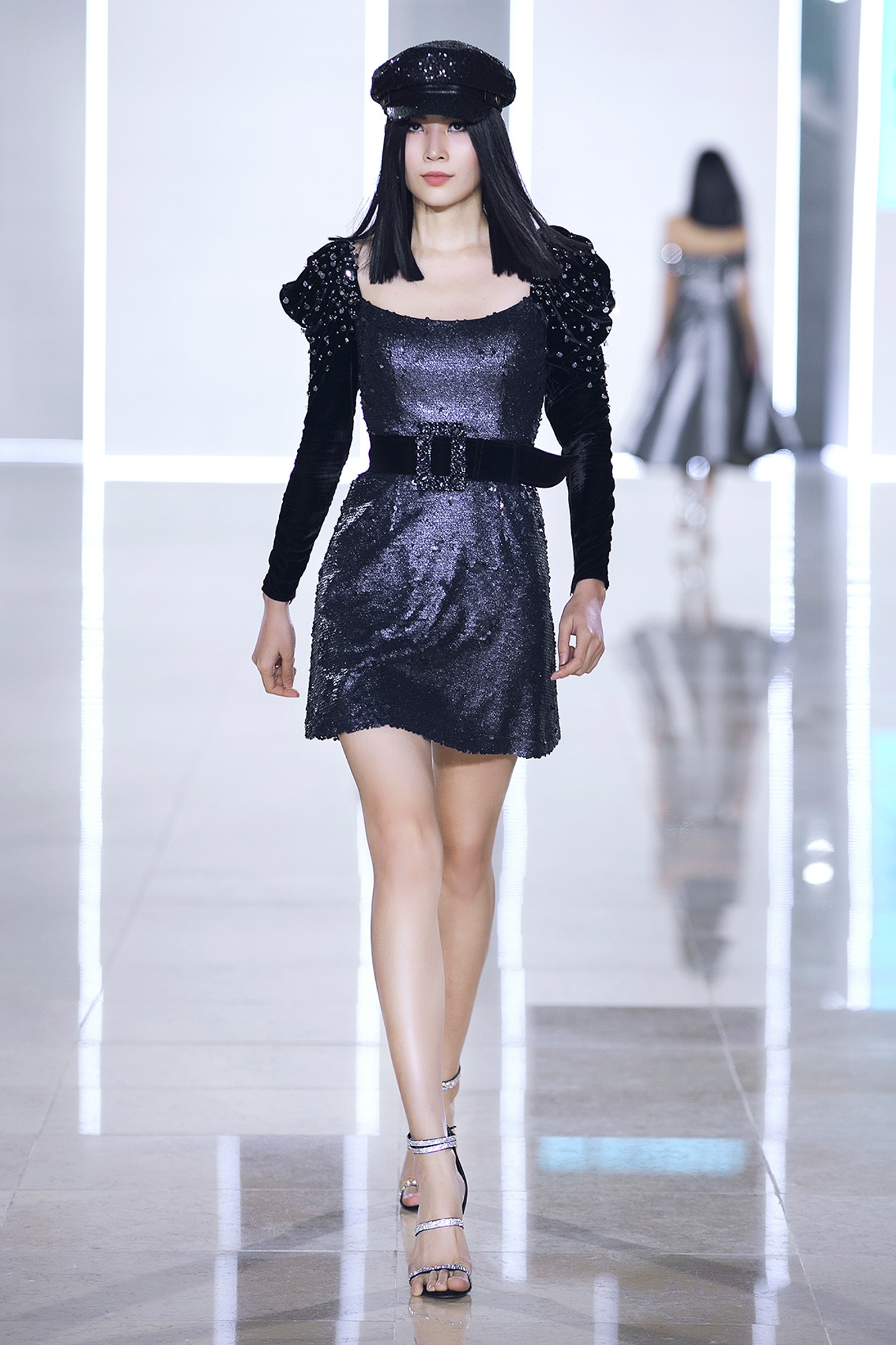 Show thoi trang Chung Thanh Phong anh 4