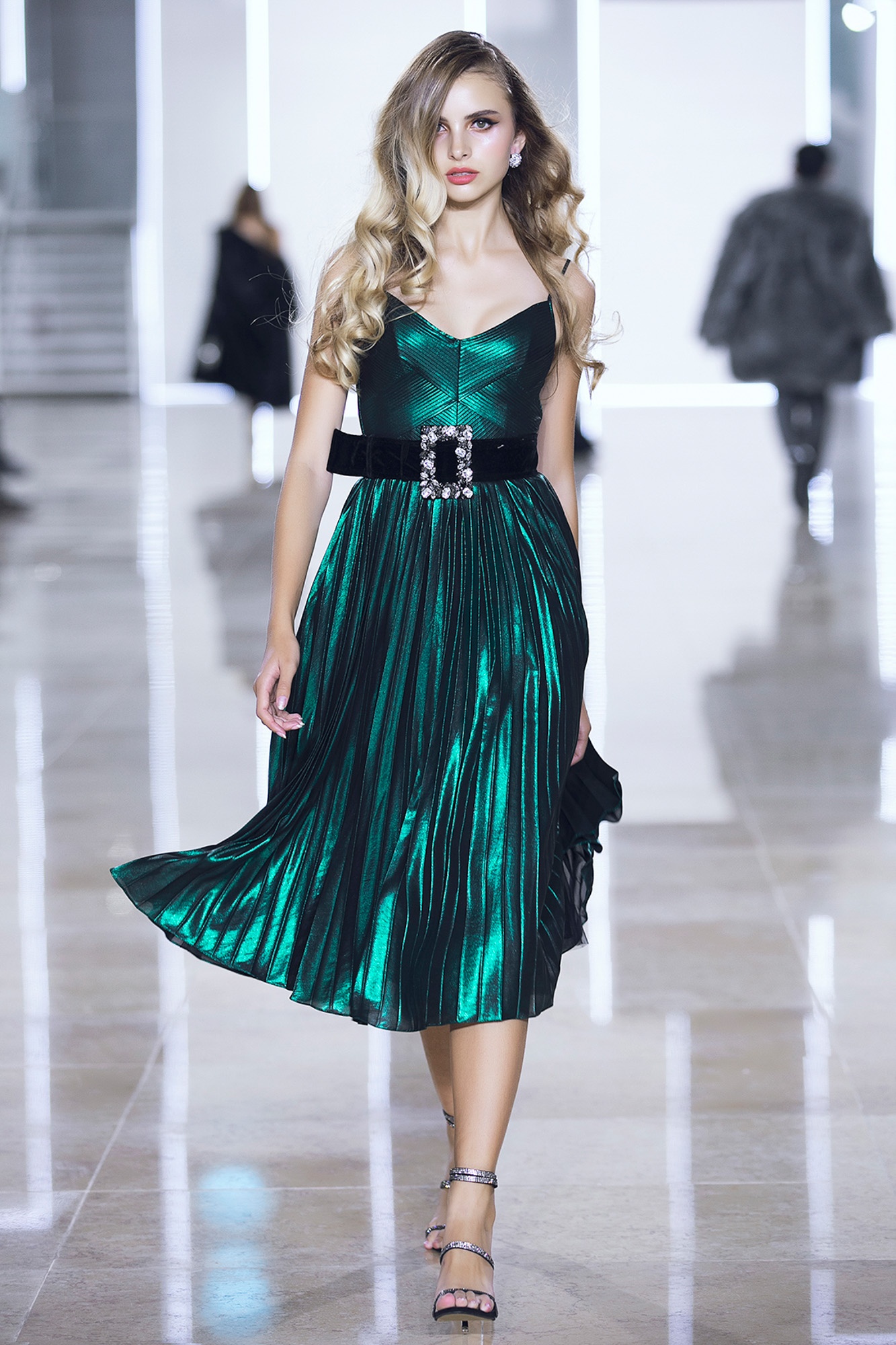 Show thoi trang Chung Thanh Phong anh 12