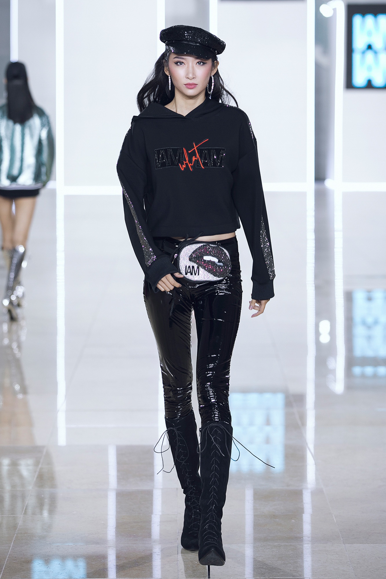 Show thoi trang Chung Thanh Phong anh 8