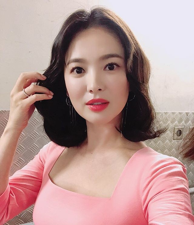 Sao Han trang diem nu tinh son hong anh 3