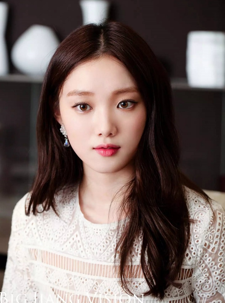 Sao Han trang diem nu tinh son hong anh 5