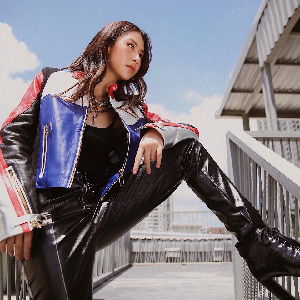 Nhung kieu trang phuc khong the thieu cua phai nu anh 3