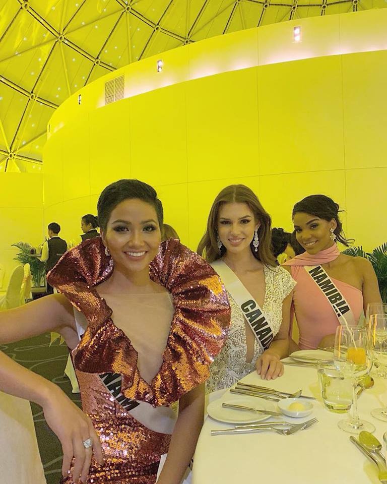 Dinh nghia ve dam cocktail anh 2