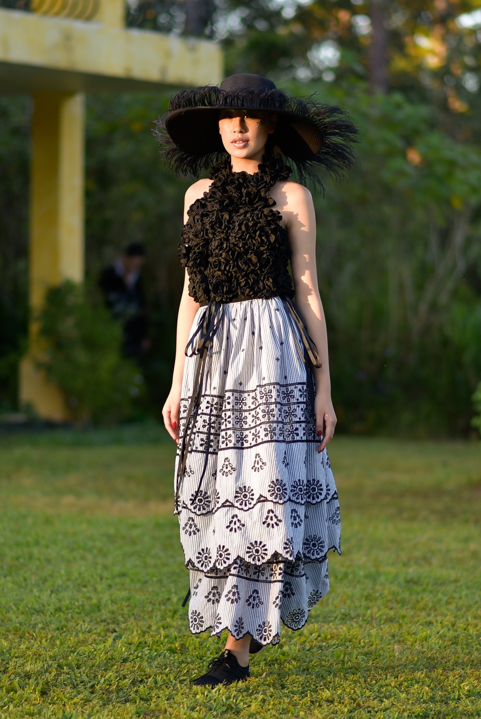 Nam Em,  Nam Anh xuat hien tren san dien thoi trang anh 6