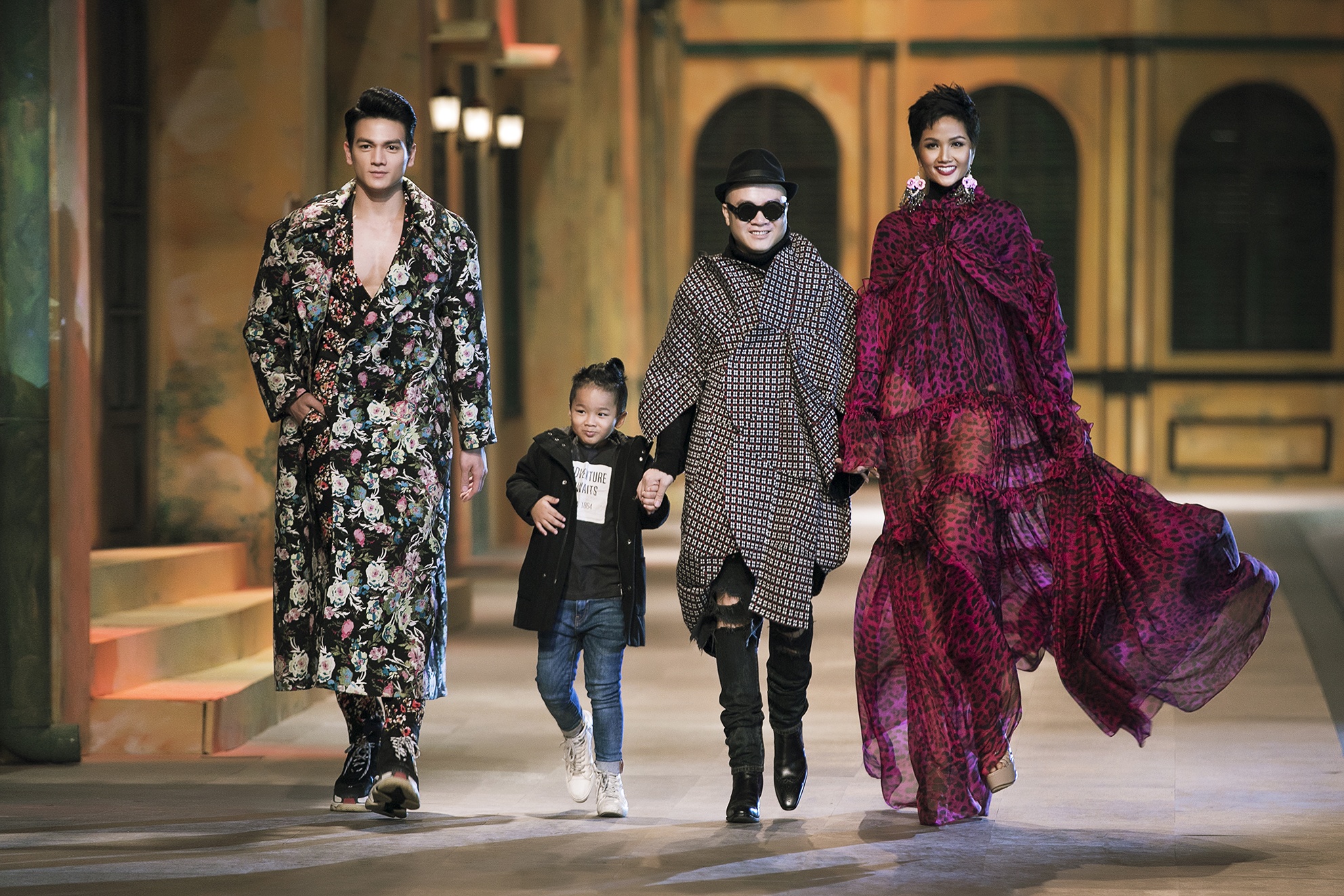 H'Hen Nie xoay vay anh 1