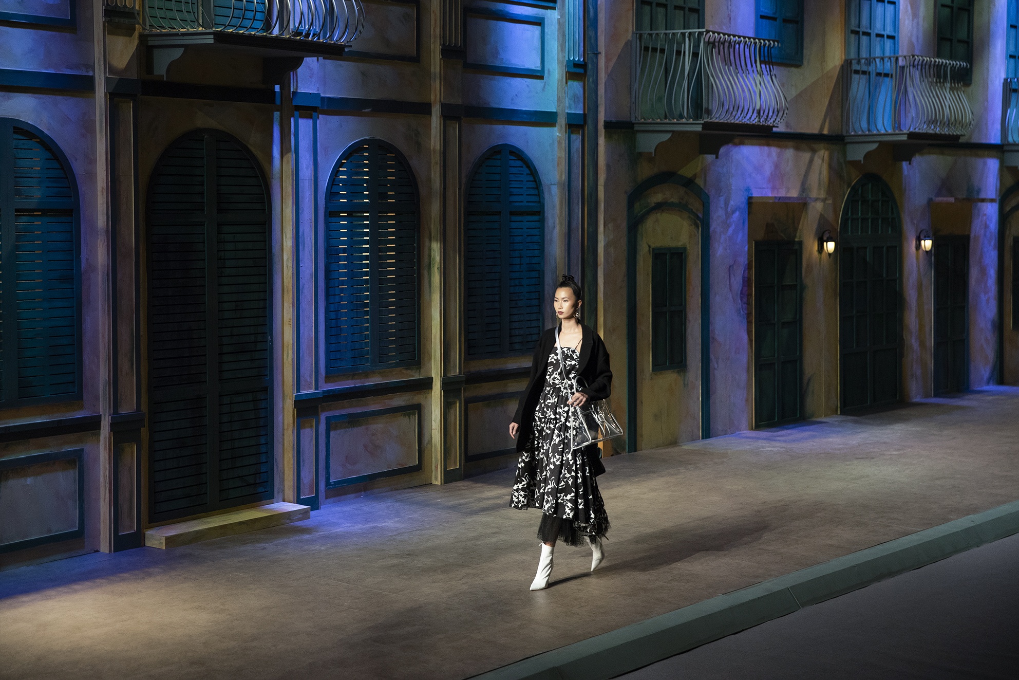 H'Hen Nie xoay vay anh 6