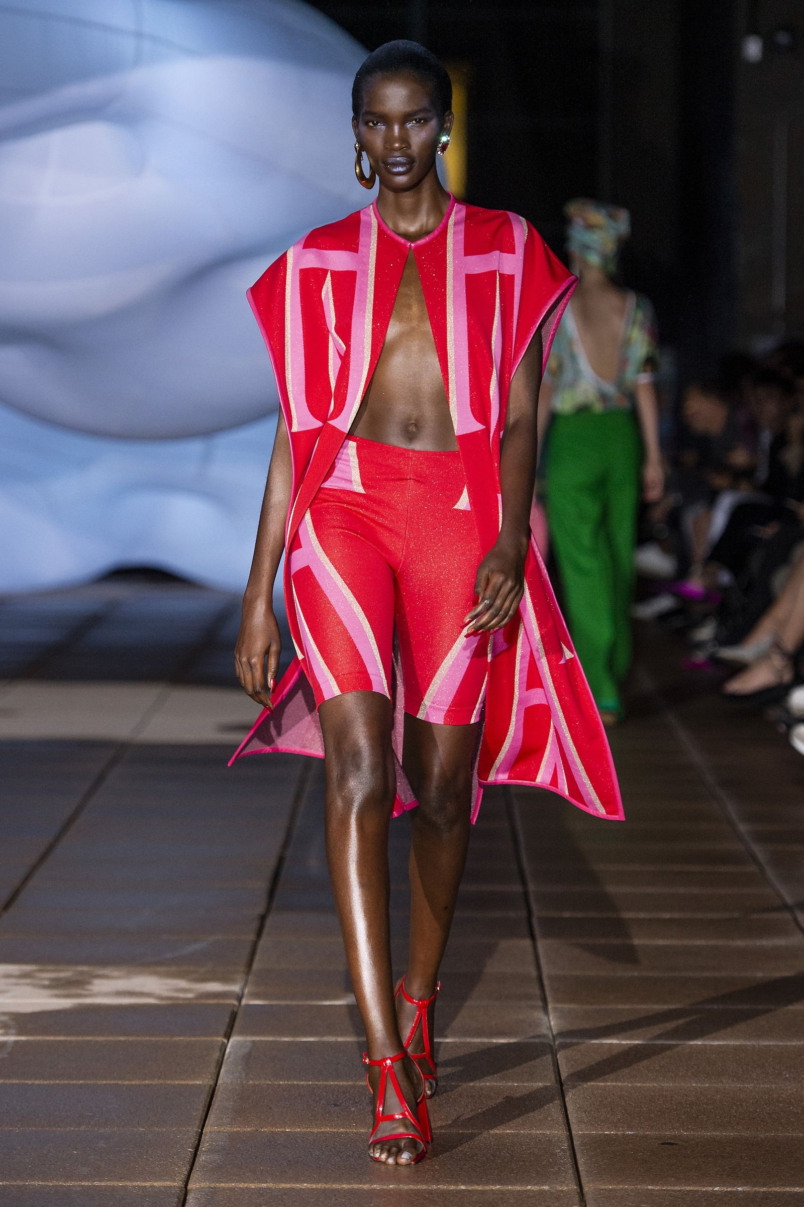 Xu huong thoi trang 2019 anh 2