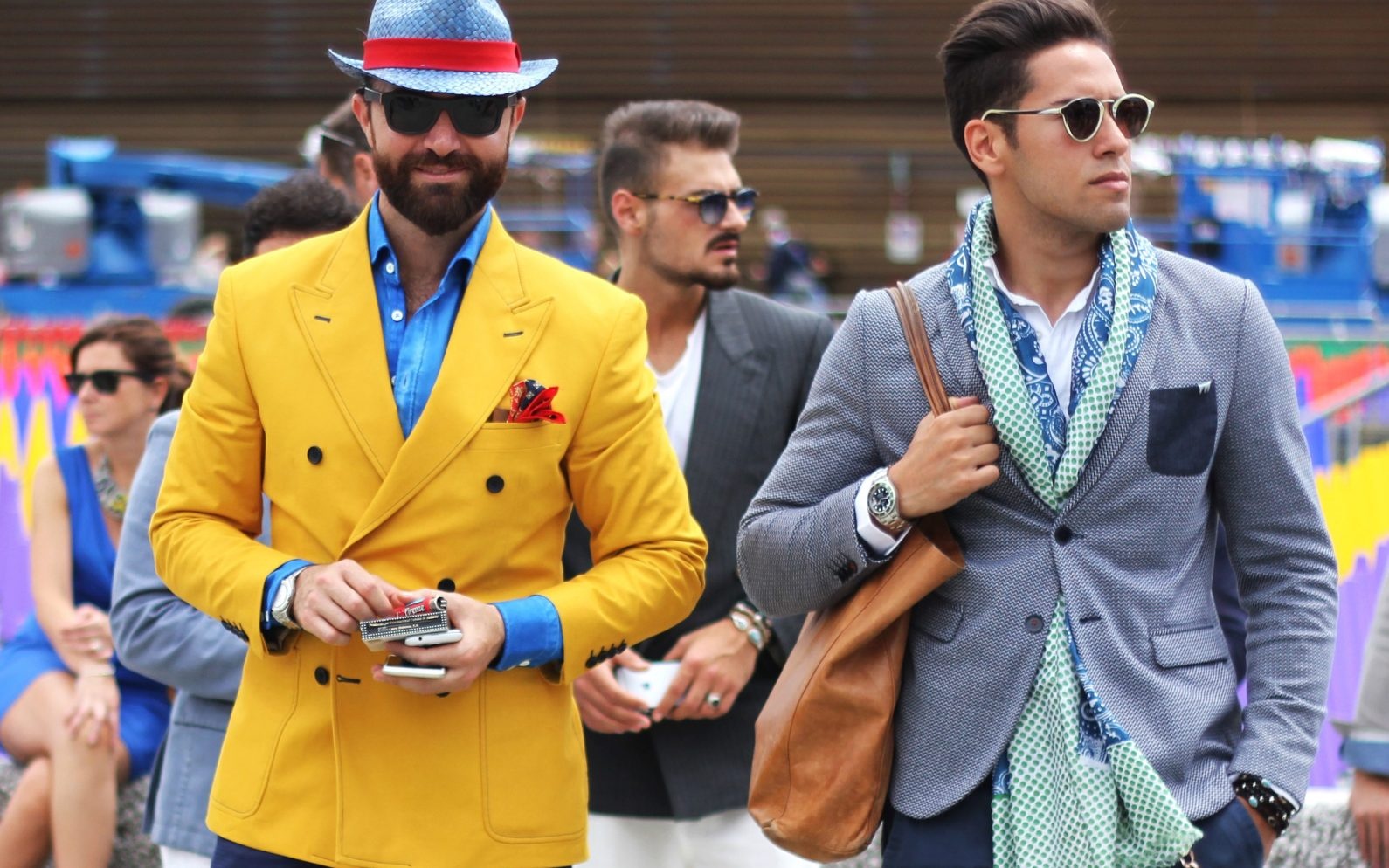 Muon kieu phoi do voi mau vang mu tat cho phai manh don Tet hinh anh