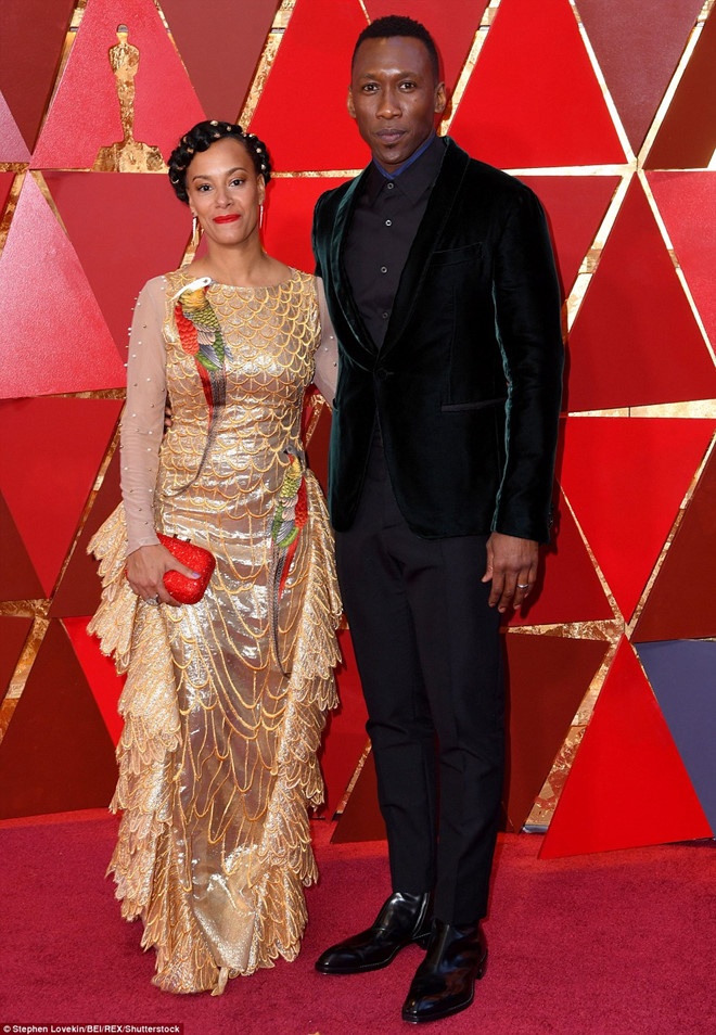 Trang phuc tham hoa nam 2018 anh 8