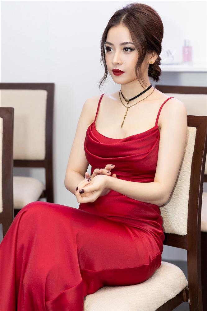 Hari Won mặc lại váy cưới của Nhã Phương ảnh 5 Hari Won mac lai vay cuoi cua Nha Phuong anh 5