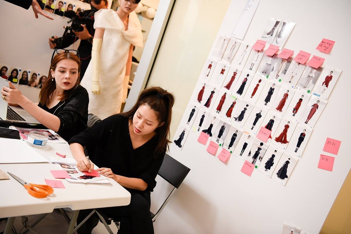 Hau truong thoi trang anh 11