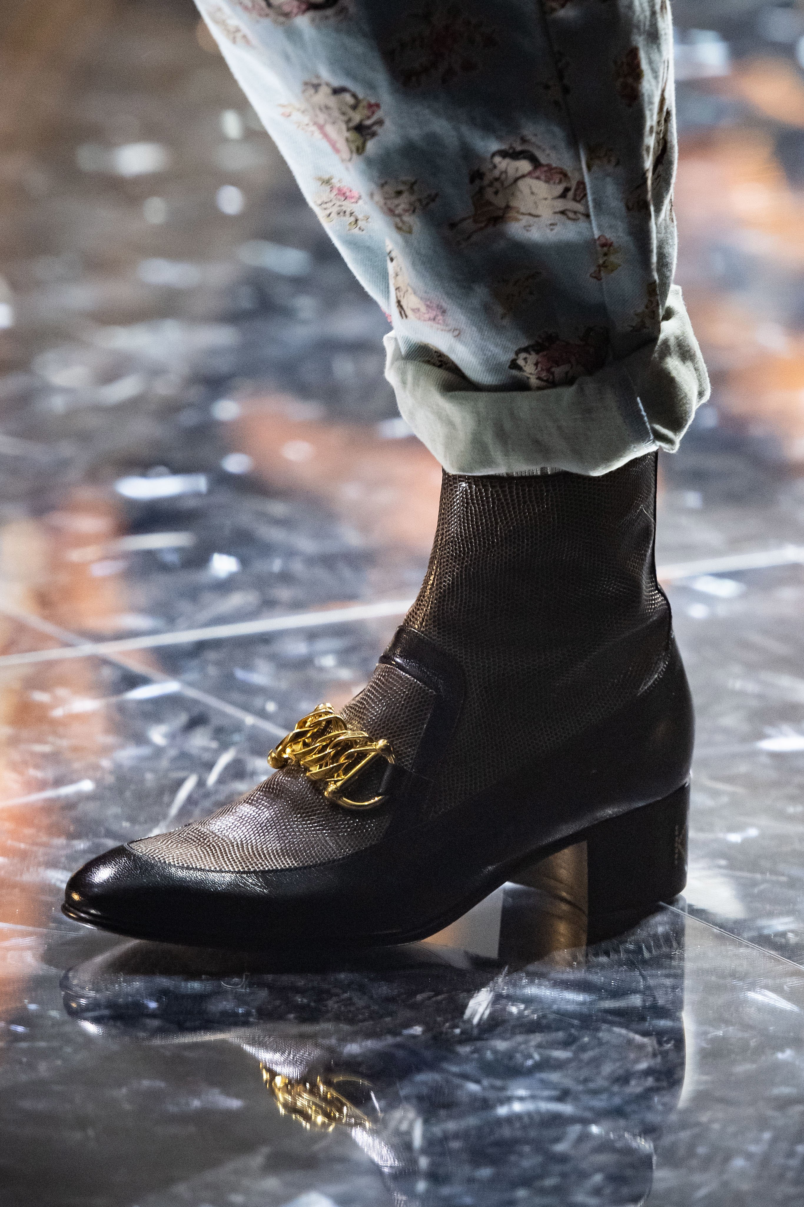 Show dien Gucci anh 49