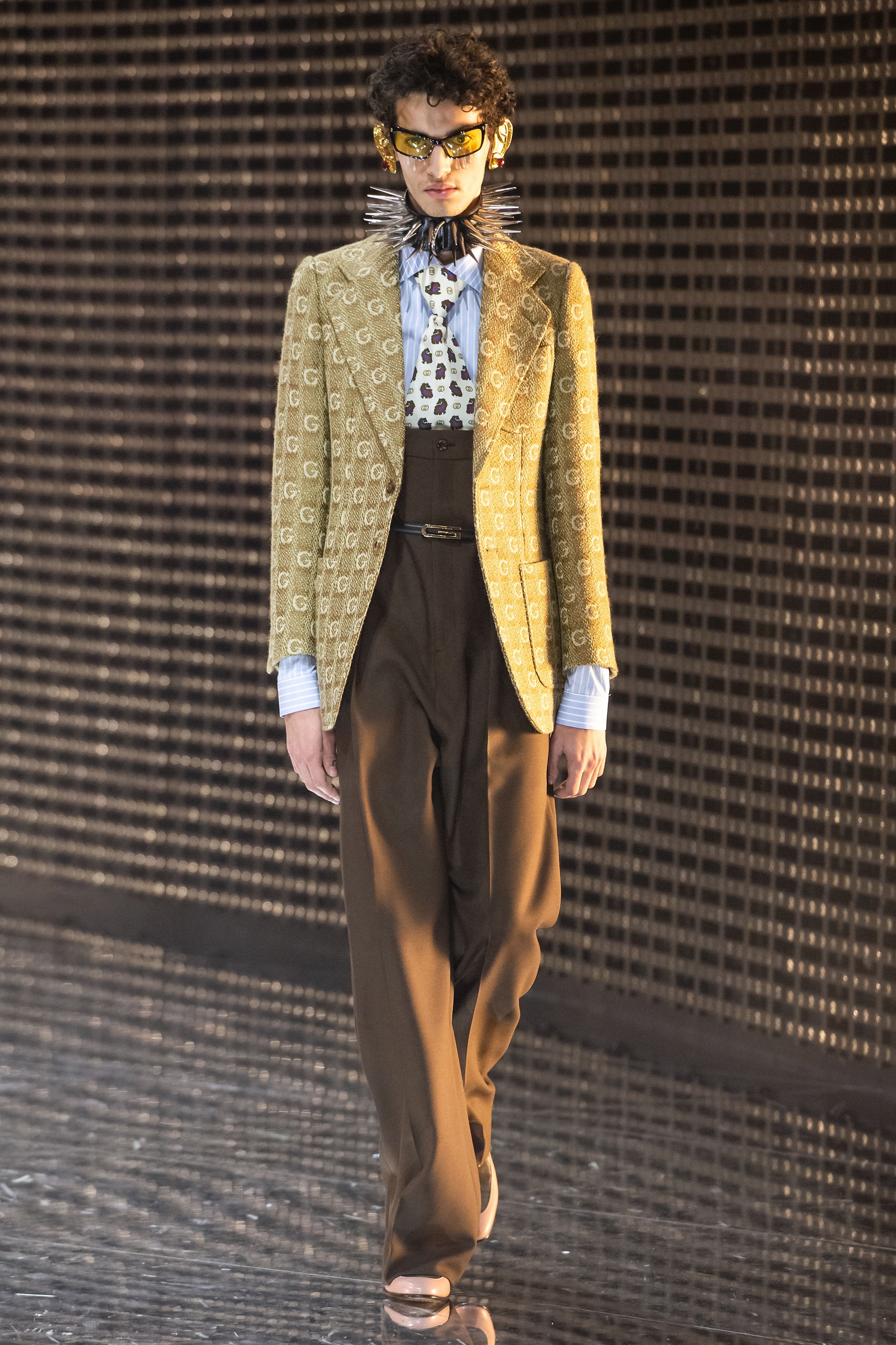 Show dien Gucci anh 20