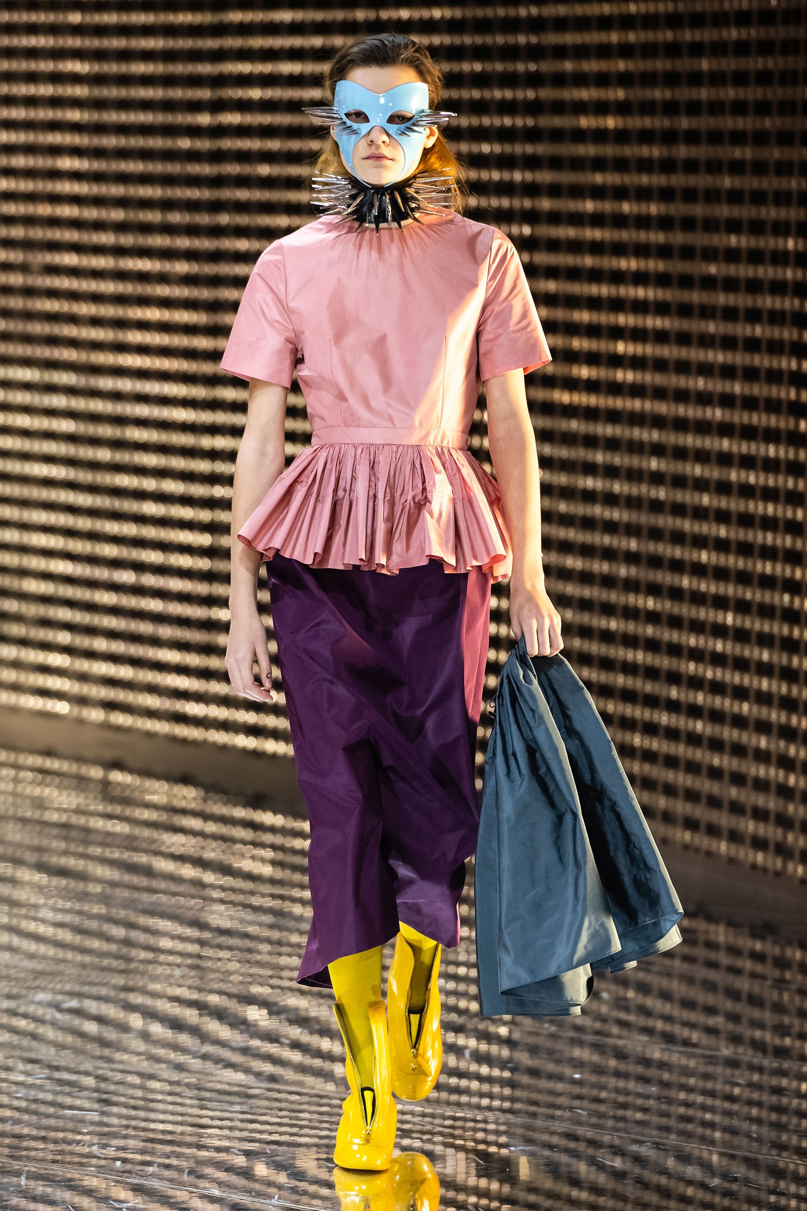 Show dien Gucci anh 8