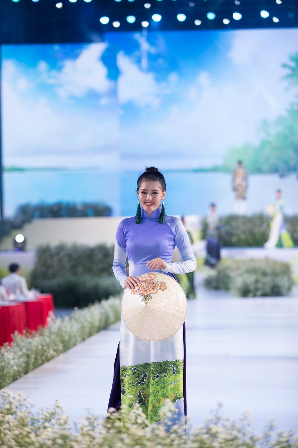 Ta ao dai Viet anh 3