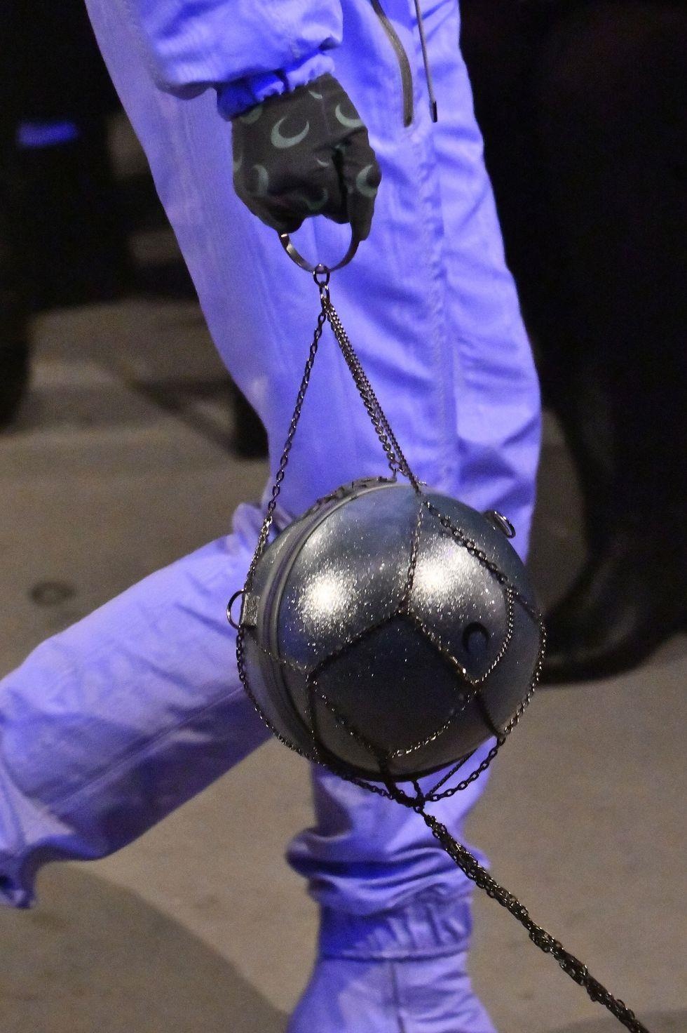 tui xach co kieu dang doc dao anh 10