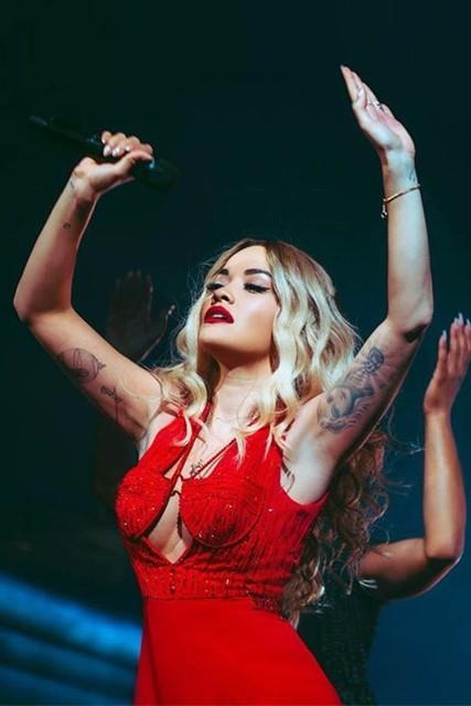 Rita Ora diện đồ Công Trí  ảnh 1 Rita Ora dien do Cong Tri anh 1