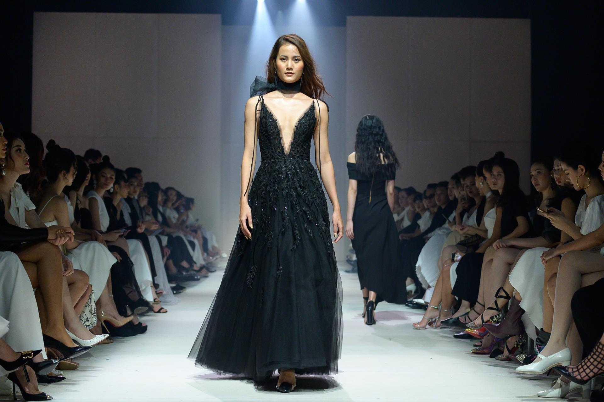 Show Lê Thanh Hòa ảnh 12 Show Le Thanh Hoa anh 12