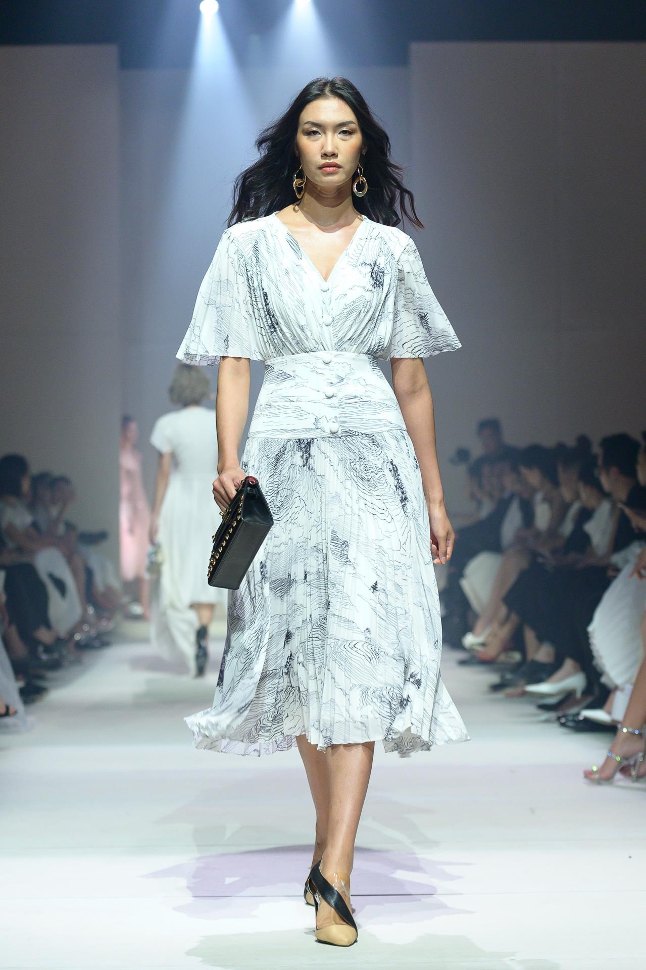 Show Lê Thanh Hòa ảnh 16 Show Le Thanh Hoa anh 16