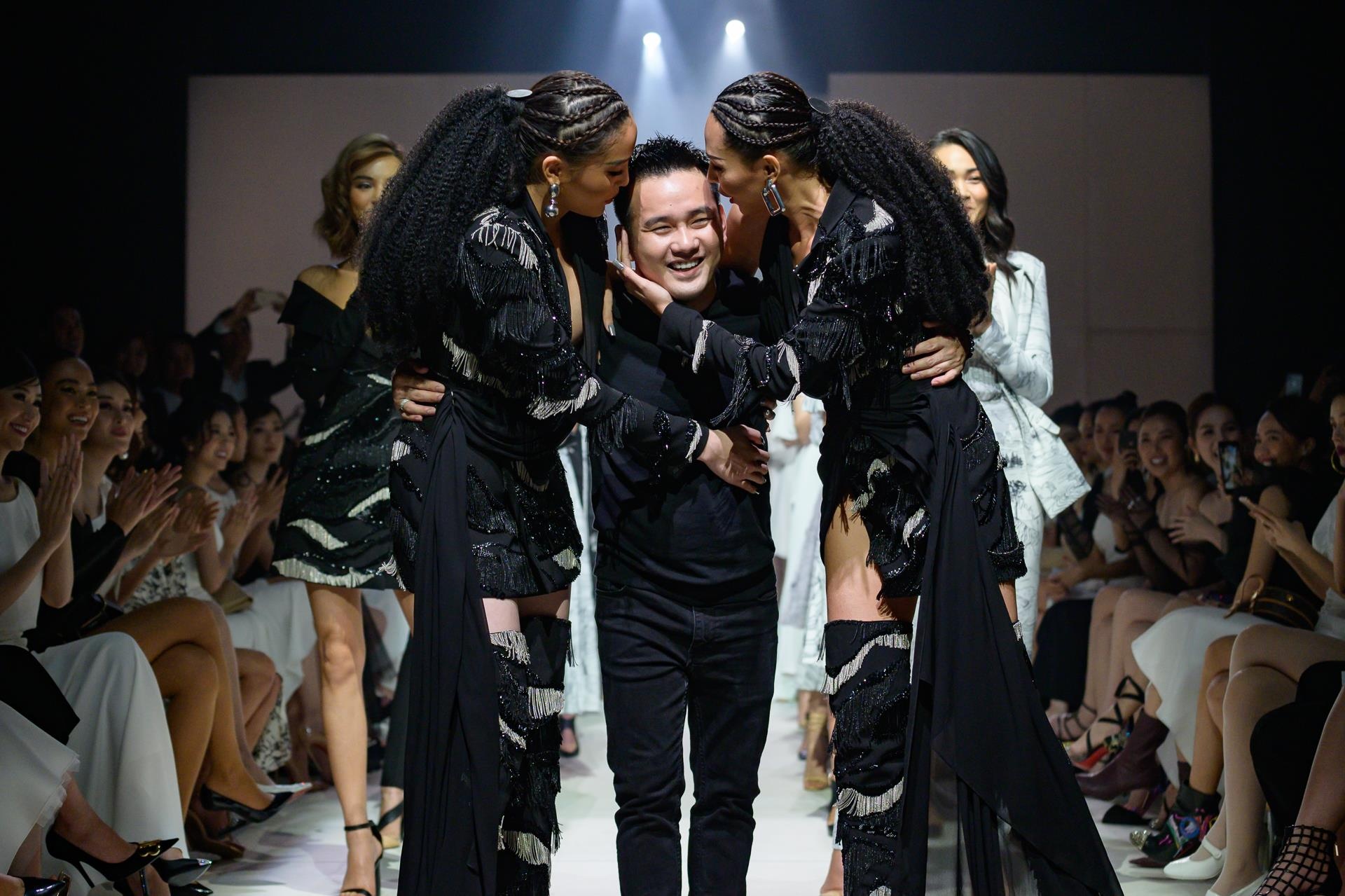 Show Lê Thanh Hòa ảnh 23 Show Le Thanh Hoa anh 23