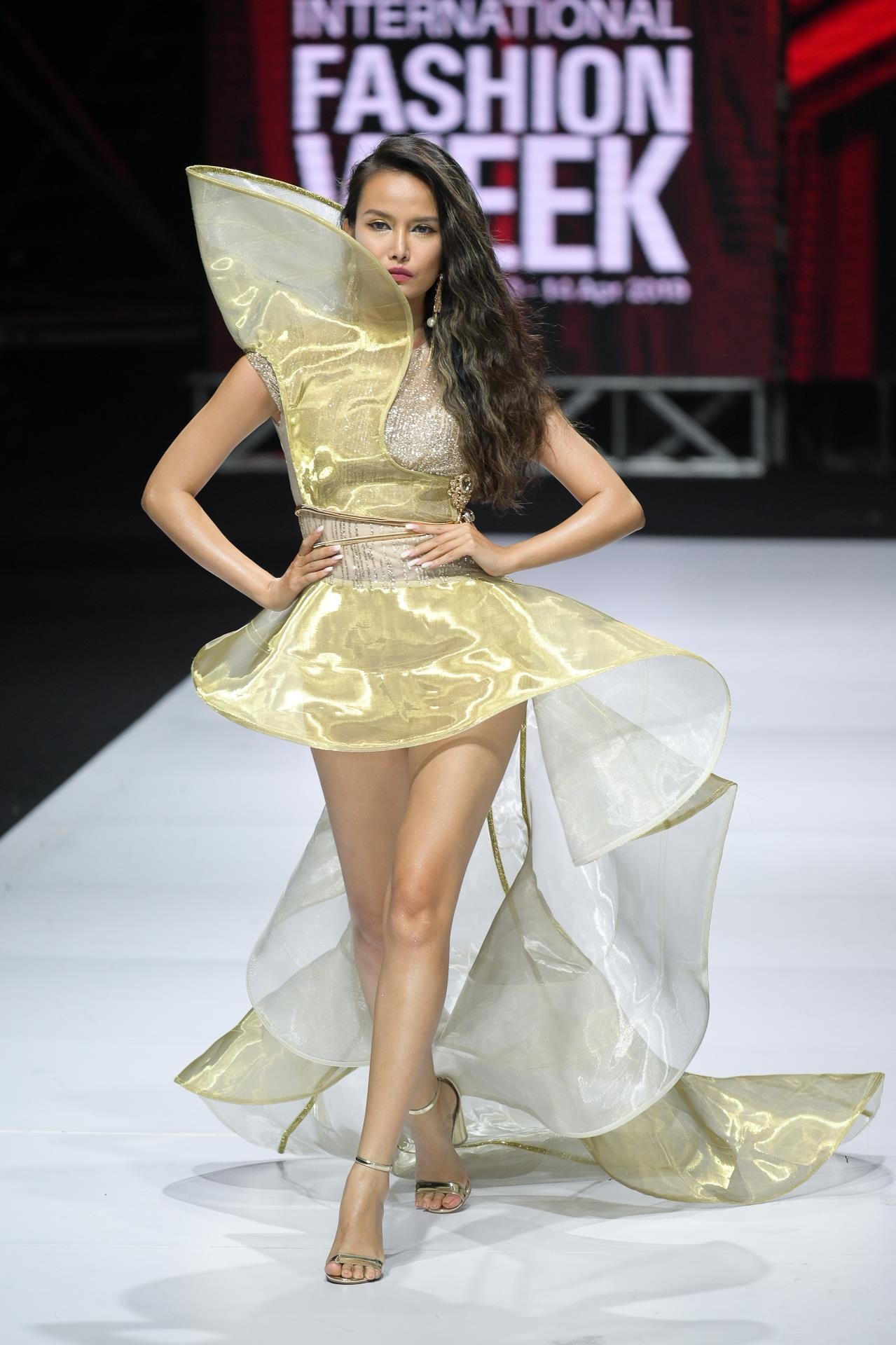 Tuần lễ thời trang Việt Nam ảnh 23 Tuan le thoi trang Viet Nam anh 23