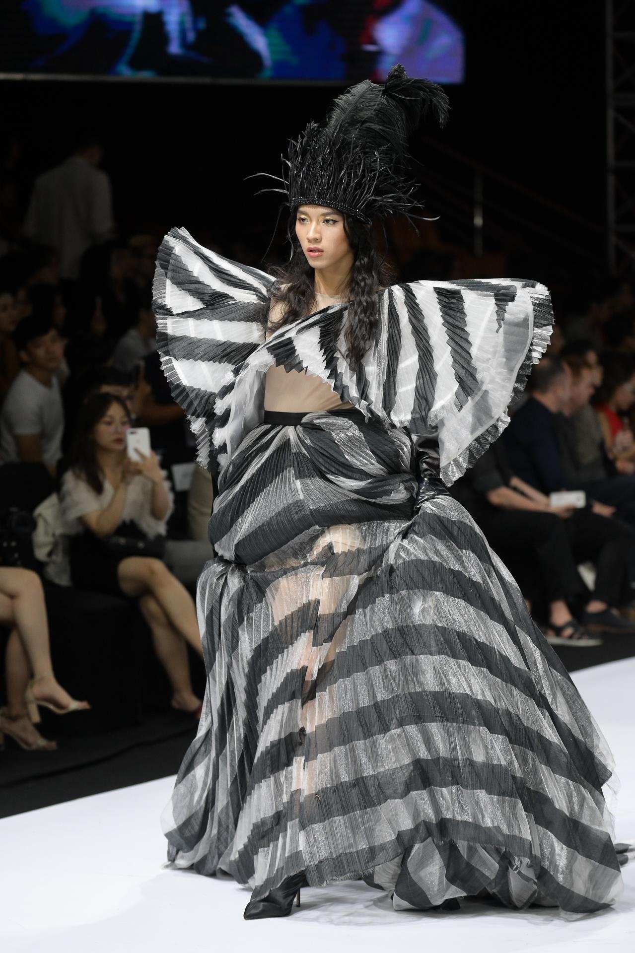 Tuần lễ thời trang Việt Nam ảnh 29 Tuan le thoi trang Viet Nam anh 29