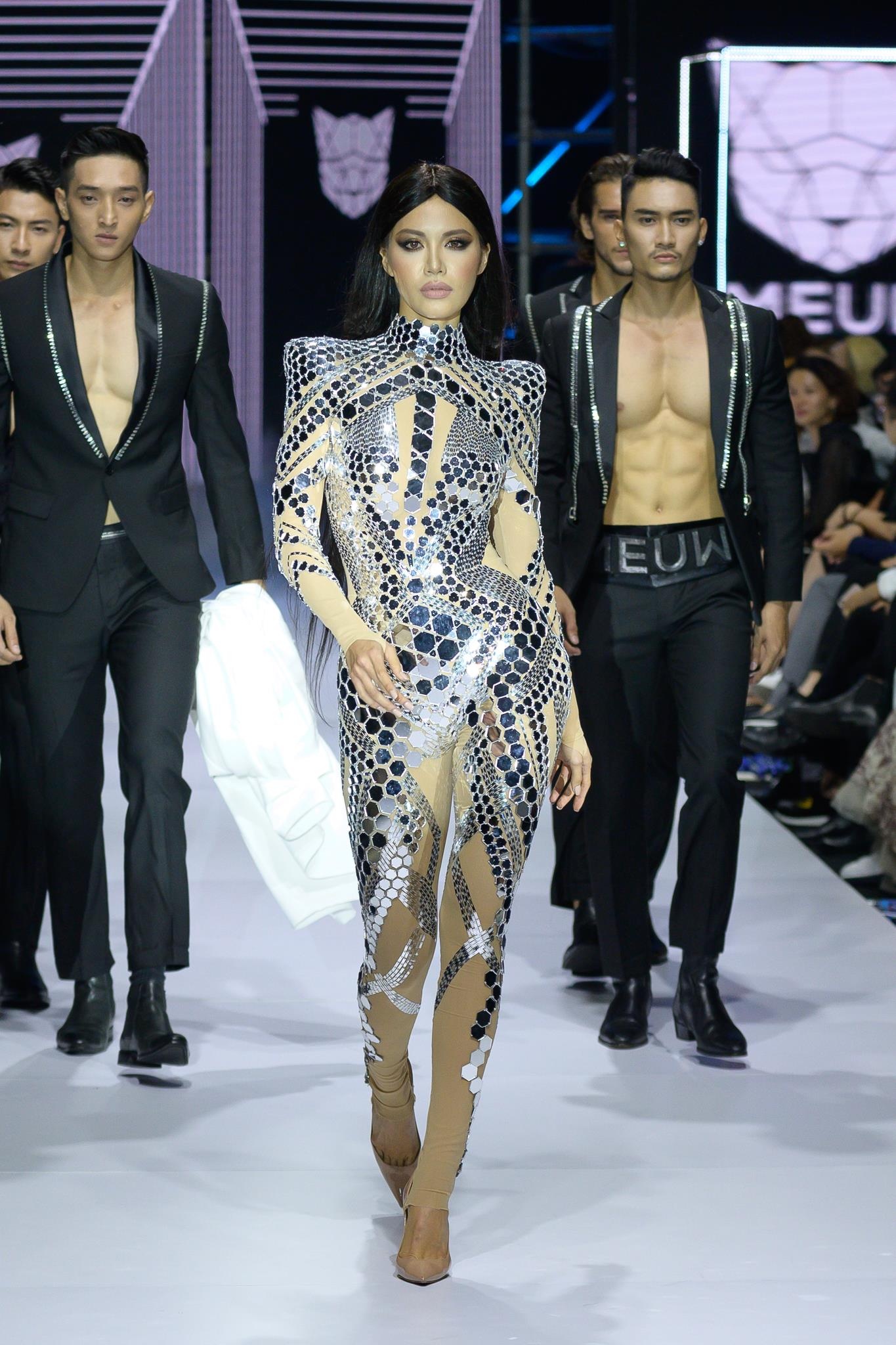 Tuần lễ thời trang Việt Nam ảnh 1 Tuan le thoi trang Viet Nam anh 1