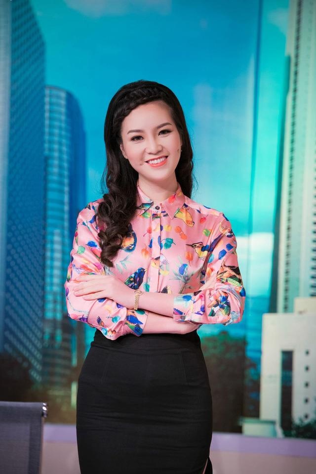 Thoi trang cua BTV anh 4