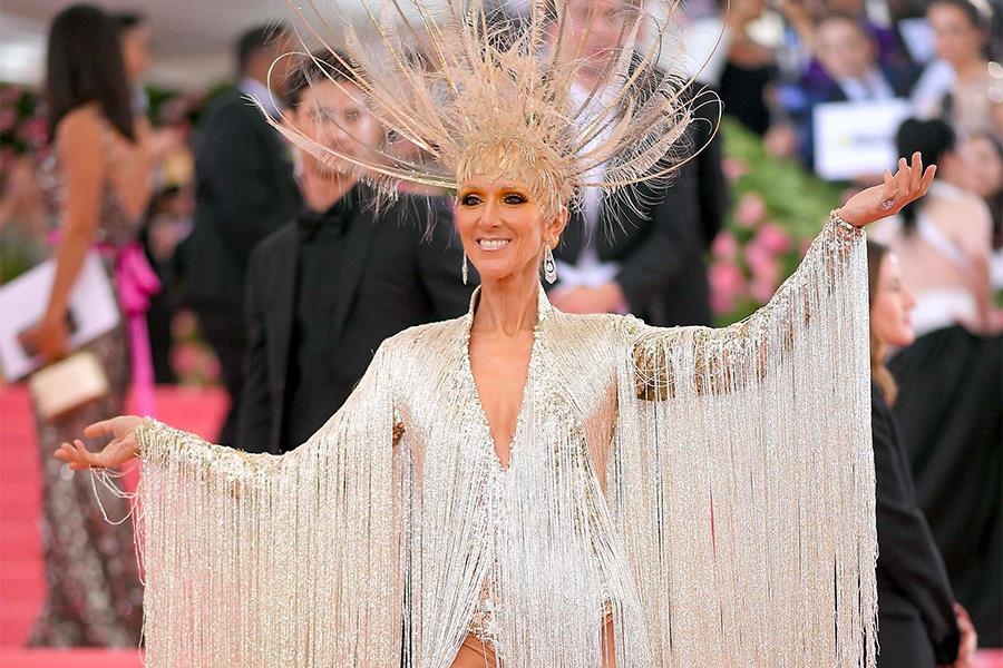 Mac vay dat vang 10kg, Celine Dion la 'Nu hoang' tai Met Gala 2019 hinh anh