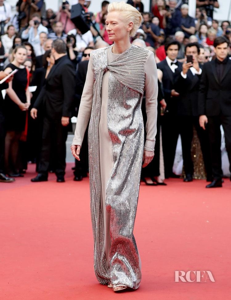 Trang phục Selena Gomez ảnh 4 Trang phuc Selena Gomez anh 4