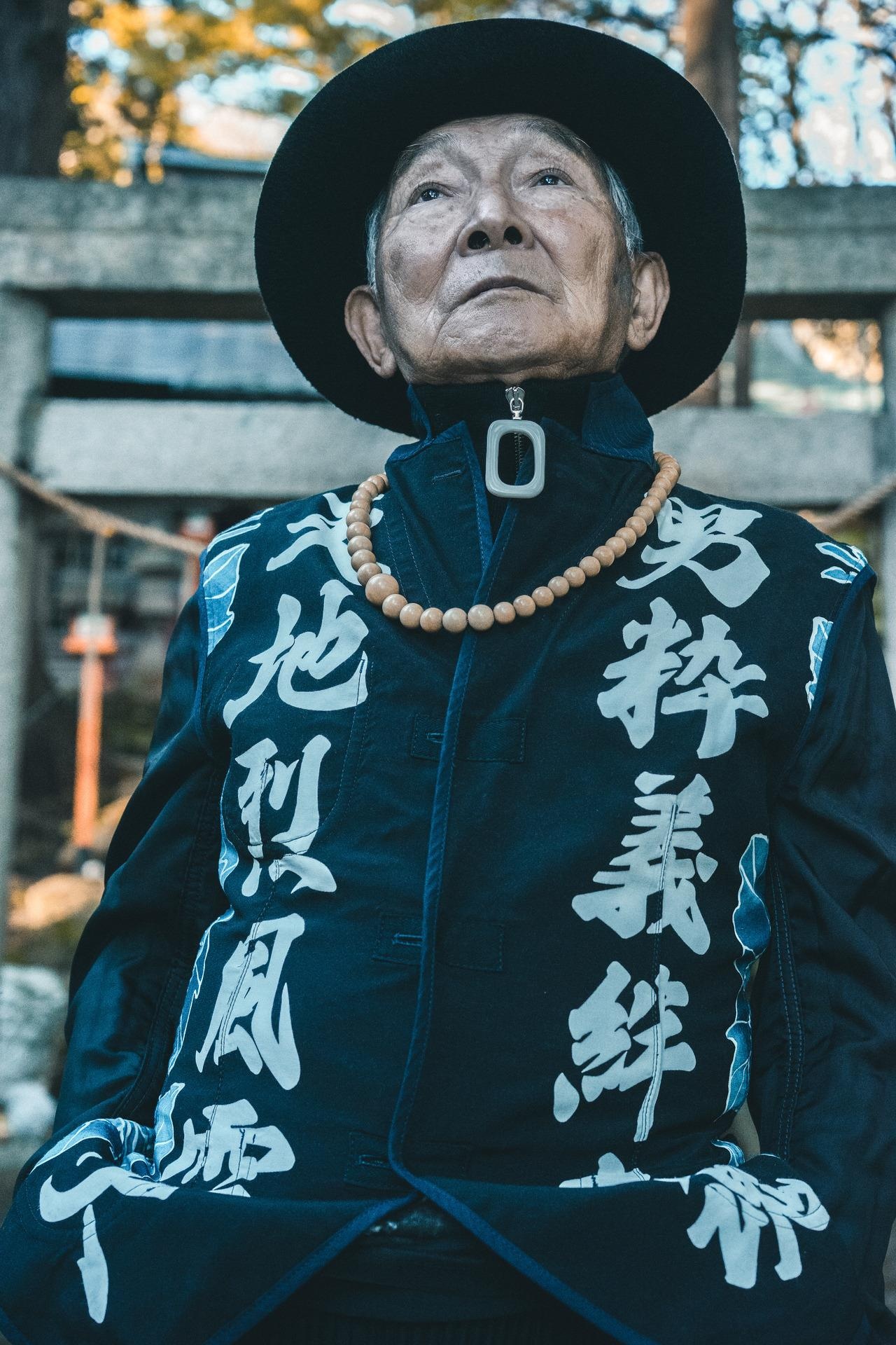 Cu ong xai hang hieu anh 3