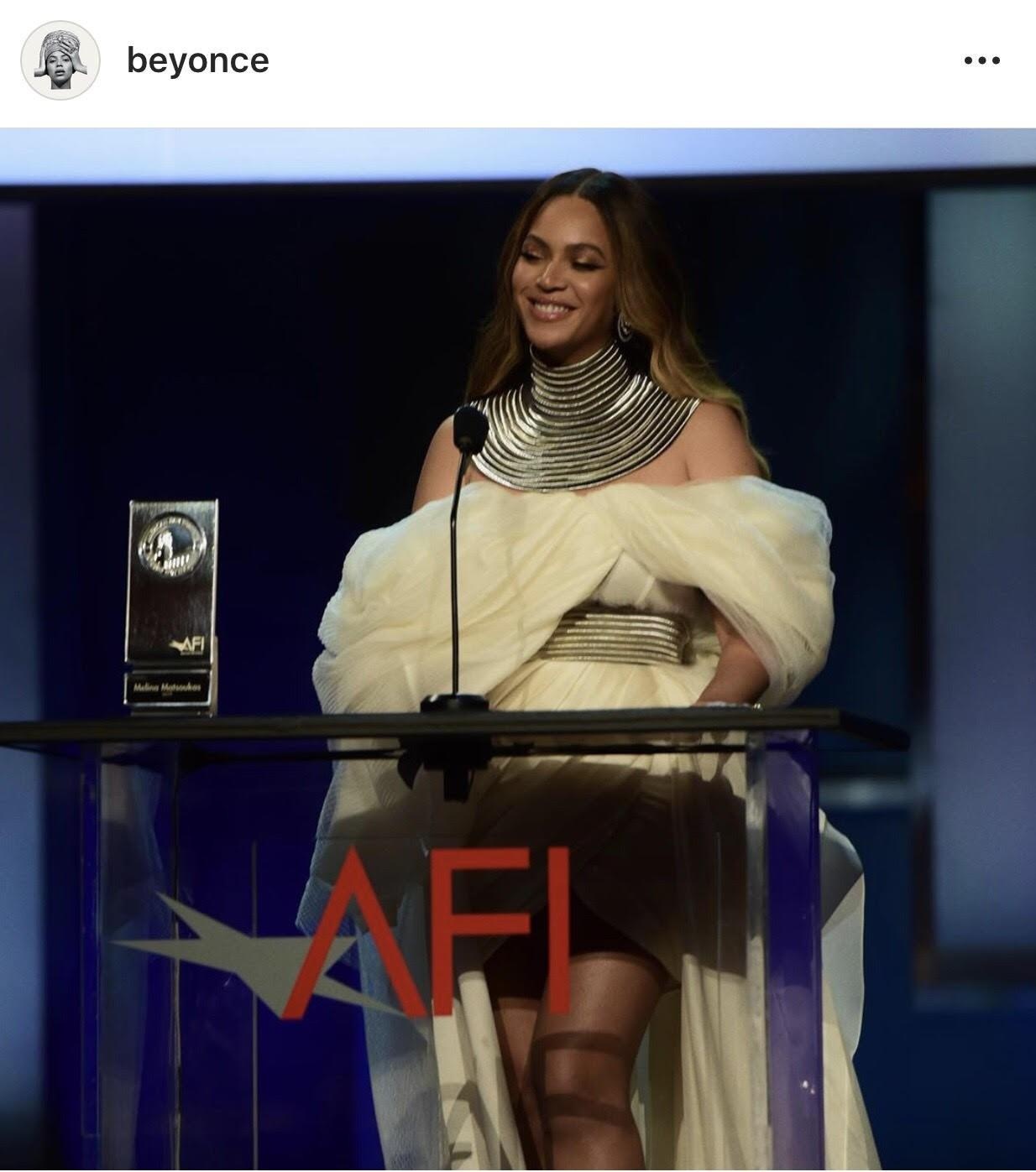 Beyonce diện đồ Phương My ảnh 1 Beyonce dien do Phuong My anh 1