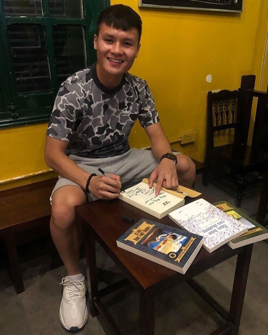 Phong cach cau thu U23 anh 9