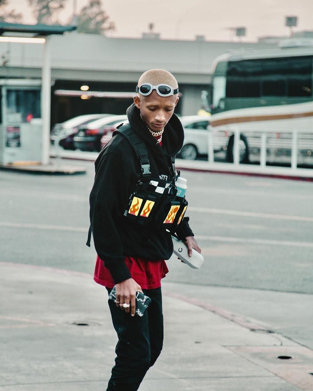 Phong cach thoi trang Jaden Smith anh 5