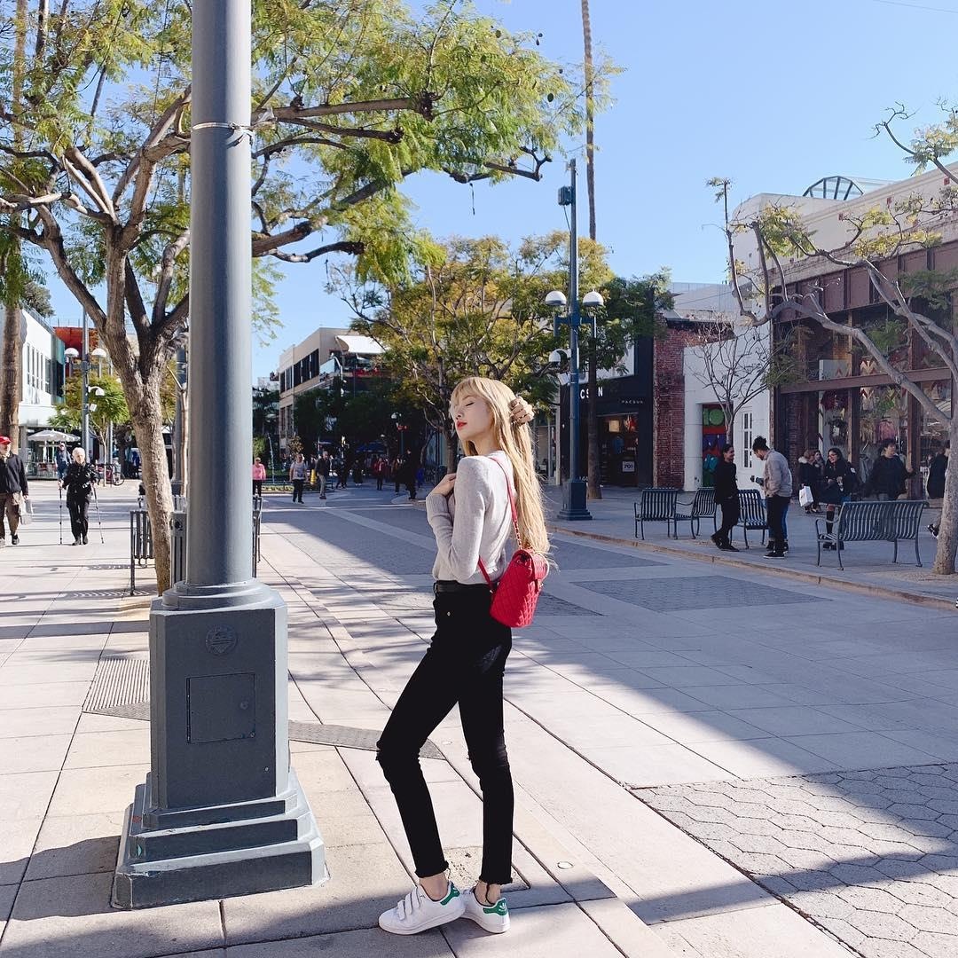 Phong cach thoi trang Lisa anh 10