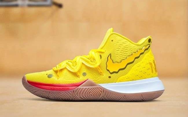 Can canh dong giay bot bien cua Nike hinh anh