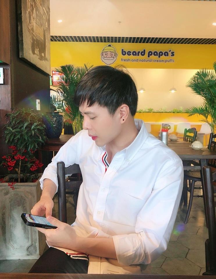 Trang phuc Trinh Thang Binh anh 4